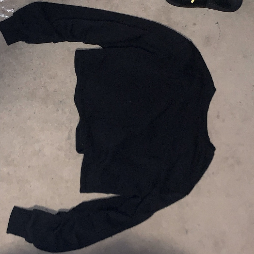 Black long-sleeve crop top from Lili sport , size small.